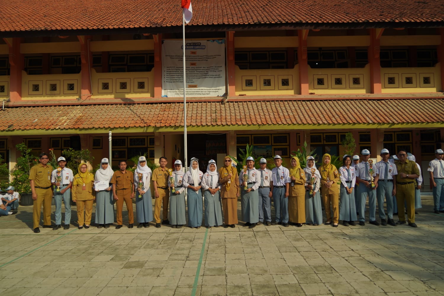 Borong Juara FLS3N Tingkat Kabupaten Tegal  ‎