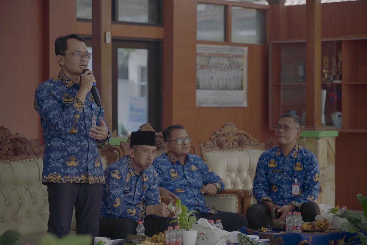 Pemkab Tegal Kebut Digitalisasi Bansos, Camat Jadi 'Benteng Data'