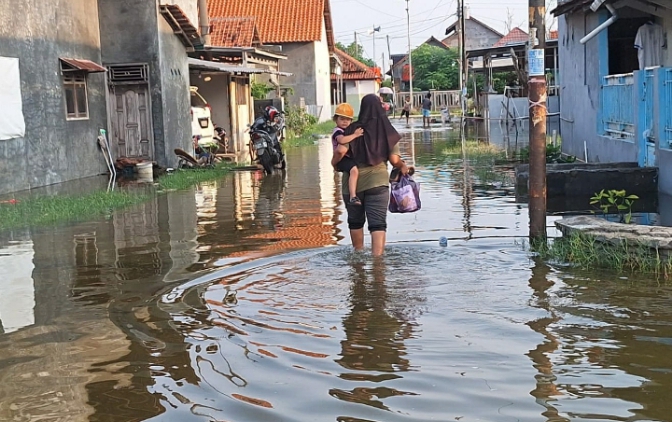 Pemkab Pemalang Anggarkan Rp15 M untuk Atasi Banjir Rob