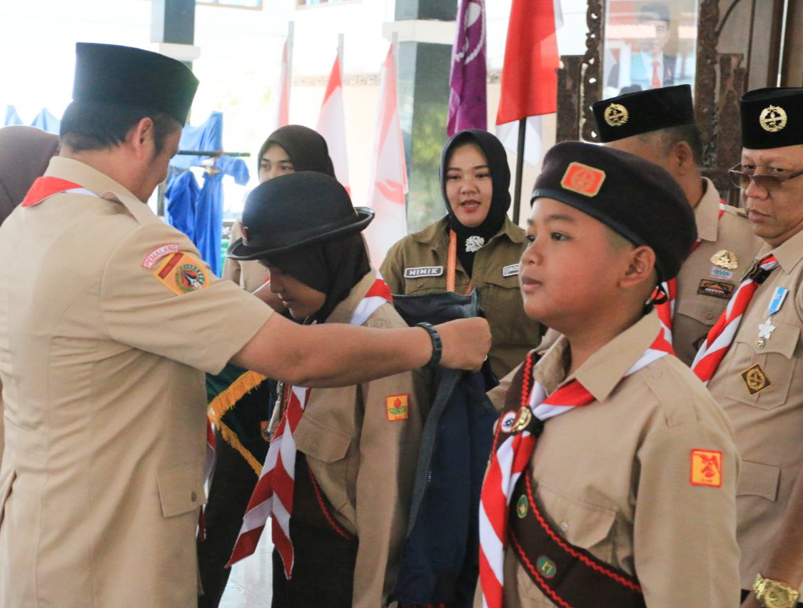 Plt Bupati Pemalang H Mansur Hidayat Melepas Kontingen Jambore Daerah SD/MI Tingkat Kwarda Jawa Tengah  