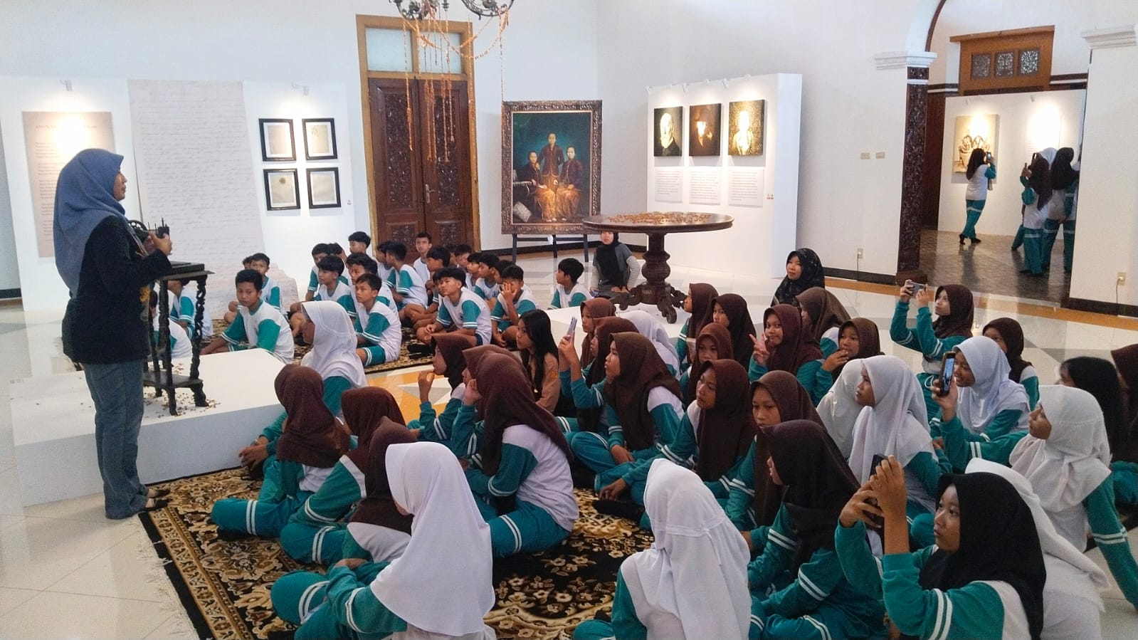 Kunjungan Wisatawan ke Jepara Selama Liburan Nataru Meningkat, Terbanyak di Pantai Bandengan 