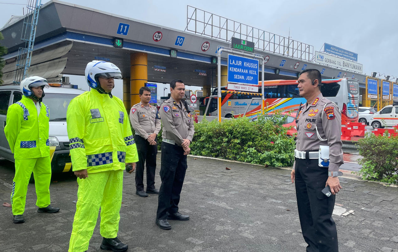 Arus Lalu Lintas Selama Liburan  di Jateng Berjalan Lancar