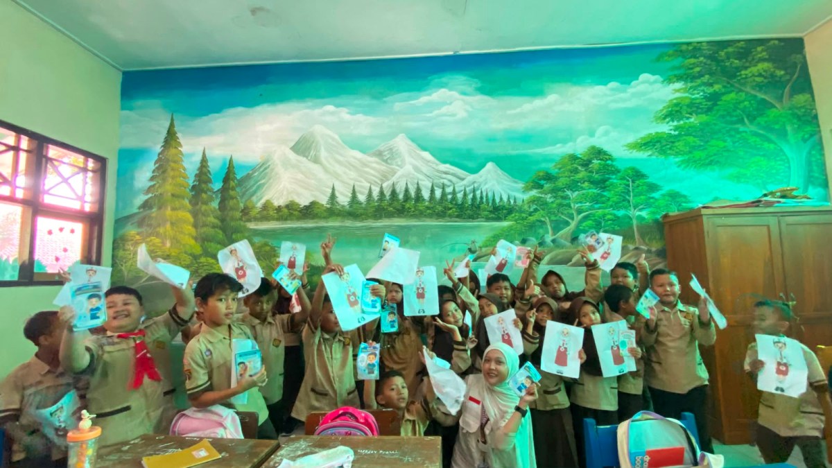 Mahasiswi KKN UMUS Brebes Kenalkan Area Privasi Pada Siswa SDN Randusari 01