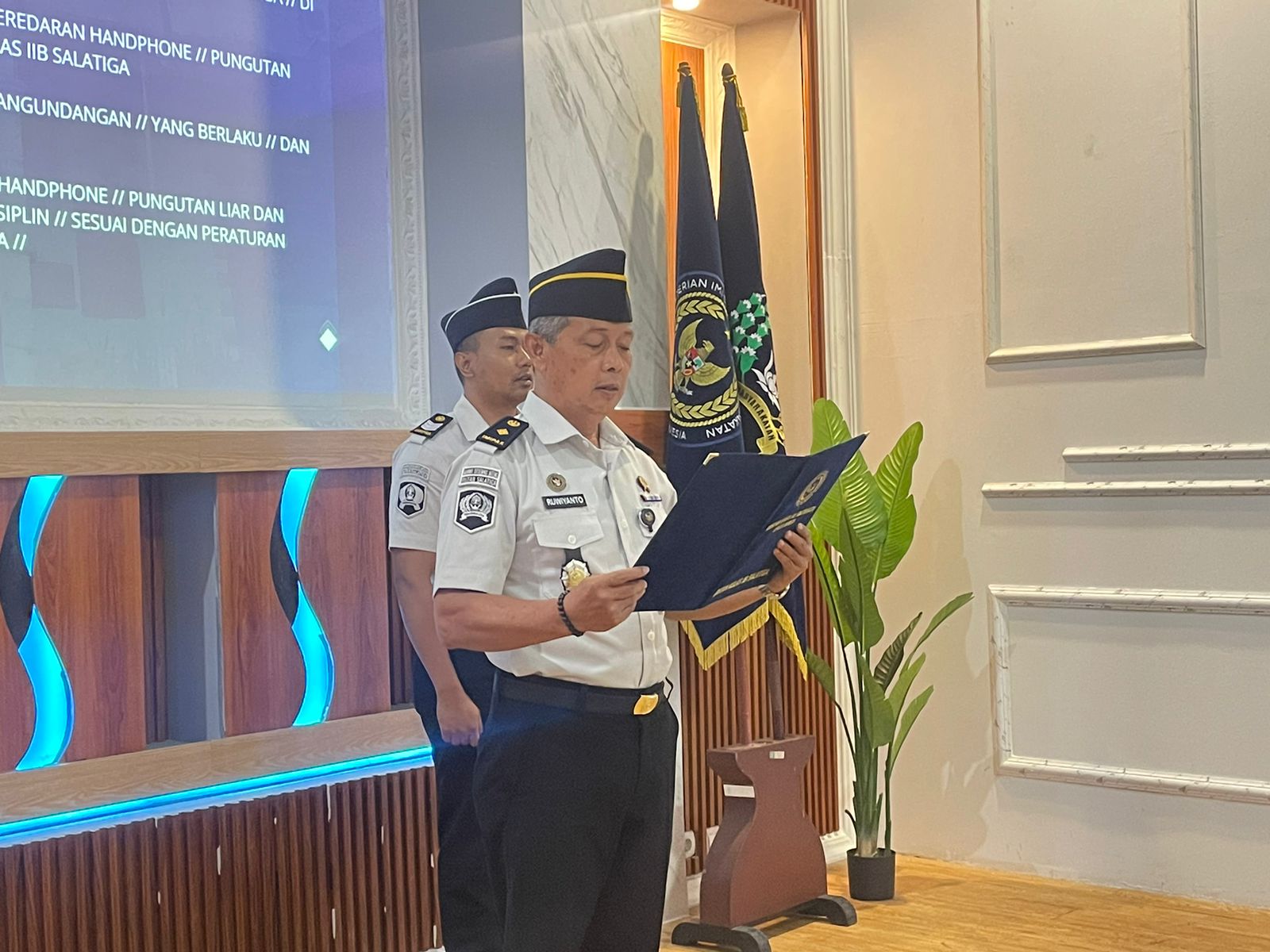 Apel Ikrar Zero Halinar, Karutan Tegaskan Komitmen Berantas Narkoba dan HP Ilegal