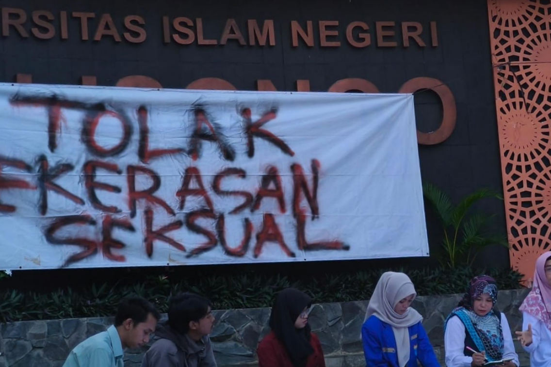 Mahasiswa UIN Walisongo Semarang Gelar Aksi Tolak Kekerasan Seksual, Desak Dosen Terduga Ditindak