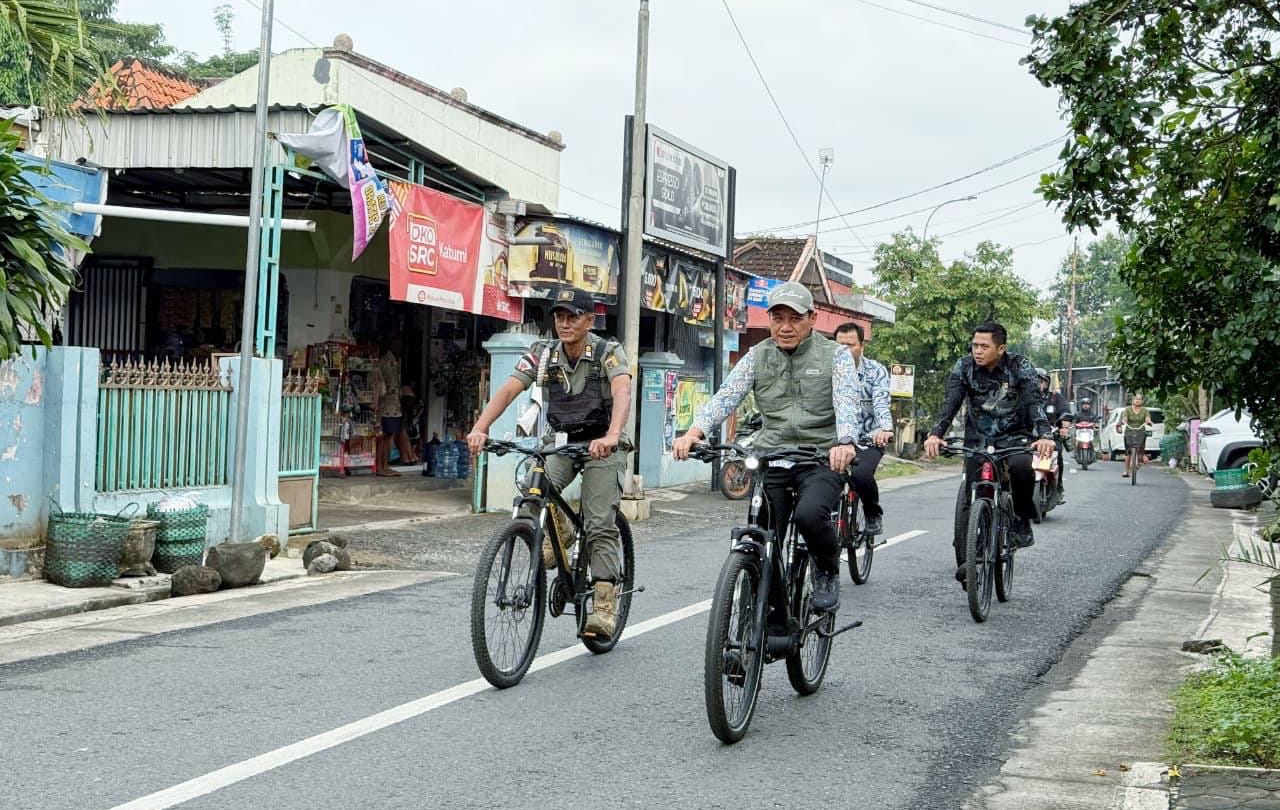 Kebiasaan Samani Bersepeda ke Kantor Bupati Ditularkan ke Pegawai Pemkab Kudus