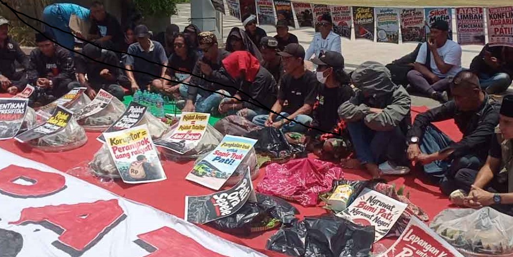 Buang Angkara Murka, Pendapa Pati Diruwat Jelang Vonis Sudewo