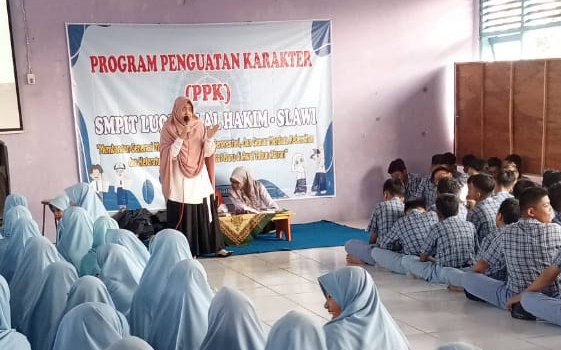 SMP IT Luqman Al Hakim Slawi Adakan PPK