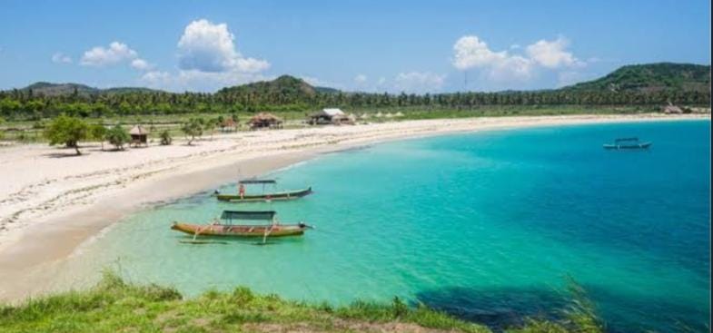 9 Rekomendasi Pantai Indah di Lombok yang Bisa Dijadikan Tujuan Liburan Anda