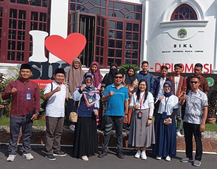 Ikuti KKN, Mahasiswa IBN Tegal Disambut Baik di Malaysia