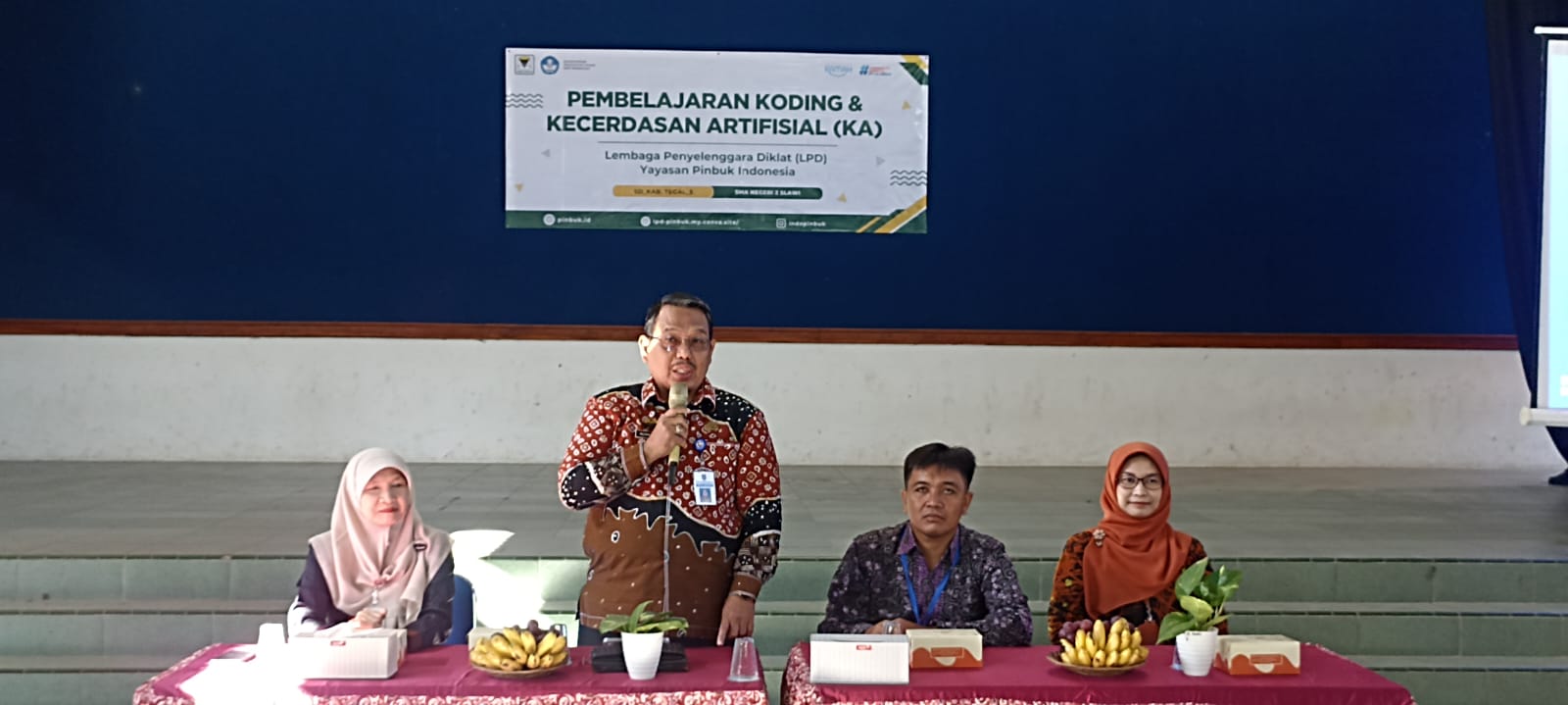 Dinas Dikbud Kabupaten Tegal Gelar Pelatihan  Pembelajaran Koding dan  Kecerdasan Artifisial  