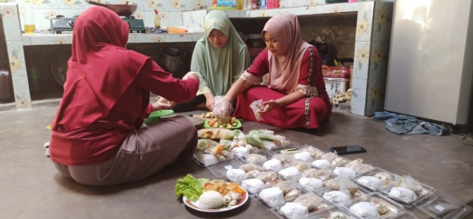 Bisa Dicontoh, Balita Gizi Kurang di Pemalang Mendapatkan Makanan Tambahan