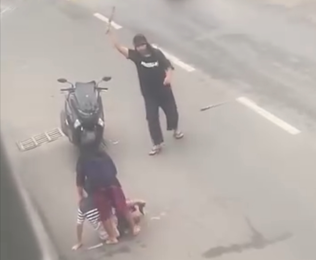 Pria Tersungkur Usai Dibacok di Jalan Semanggi Solo, Begini Kronologinya