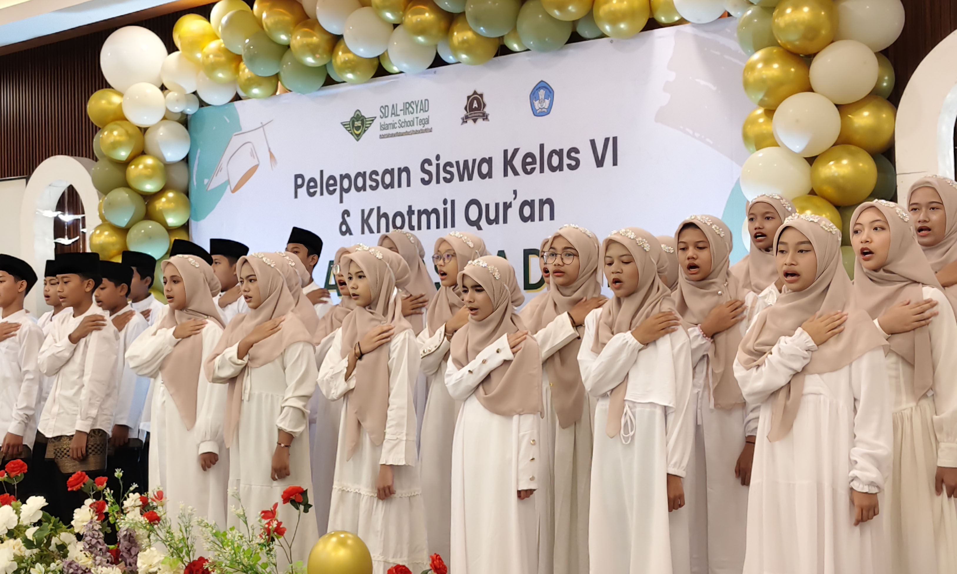 Penglepasan Siswa dan Khotmil Quran SD Al Irsyad Tegal Sarat Makna