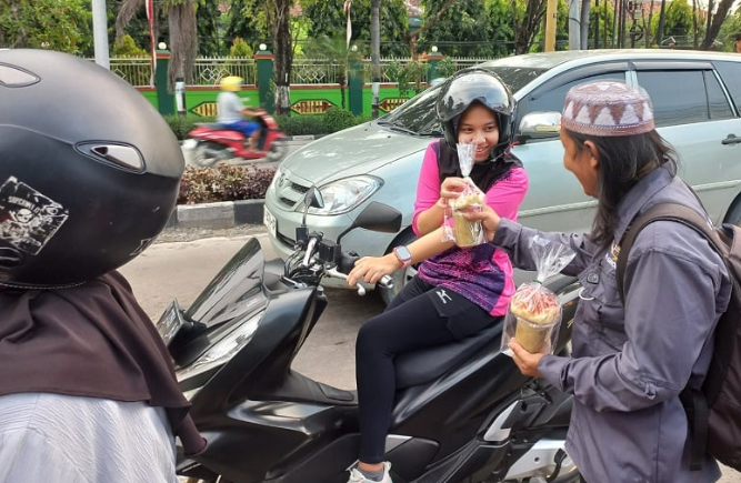 Berbagi Takjil, Polres Grobogan Rekatkan Silturrahmi dengan PWI Grobogan-IJTI Muria Raya