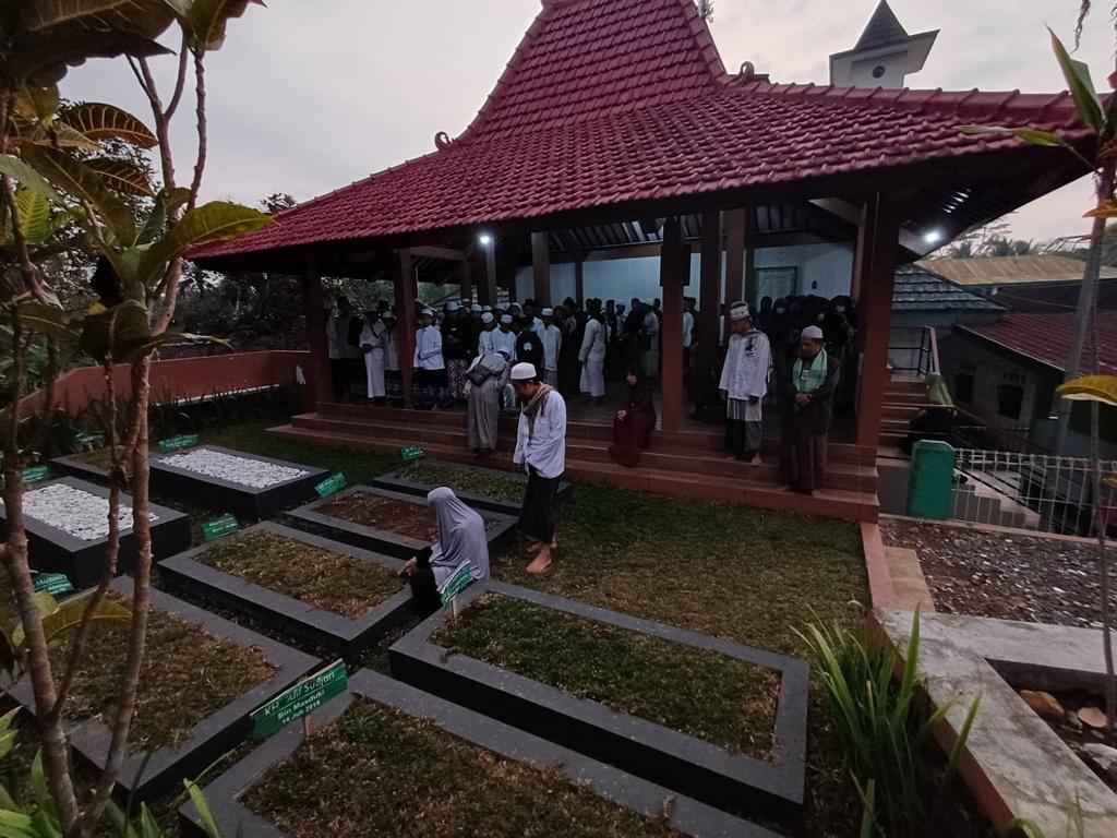 Lestarikan Tradisi Pesantren Kalijaran, Sepupu Siti Atikoh Dirikan Ponpes Khusus Anak Duafa di Banten