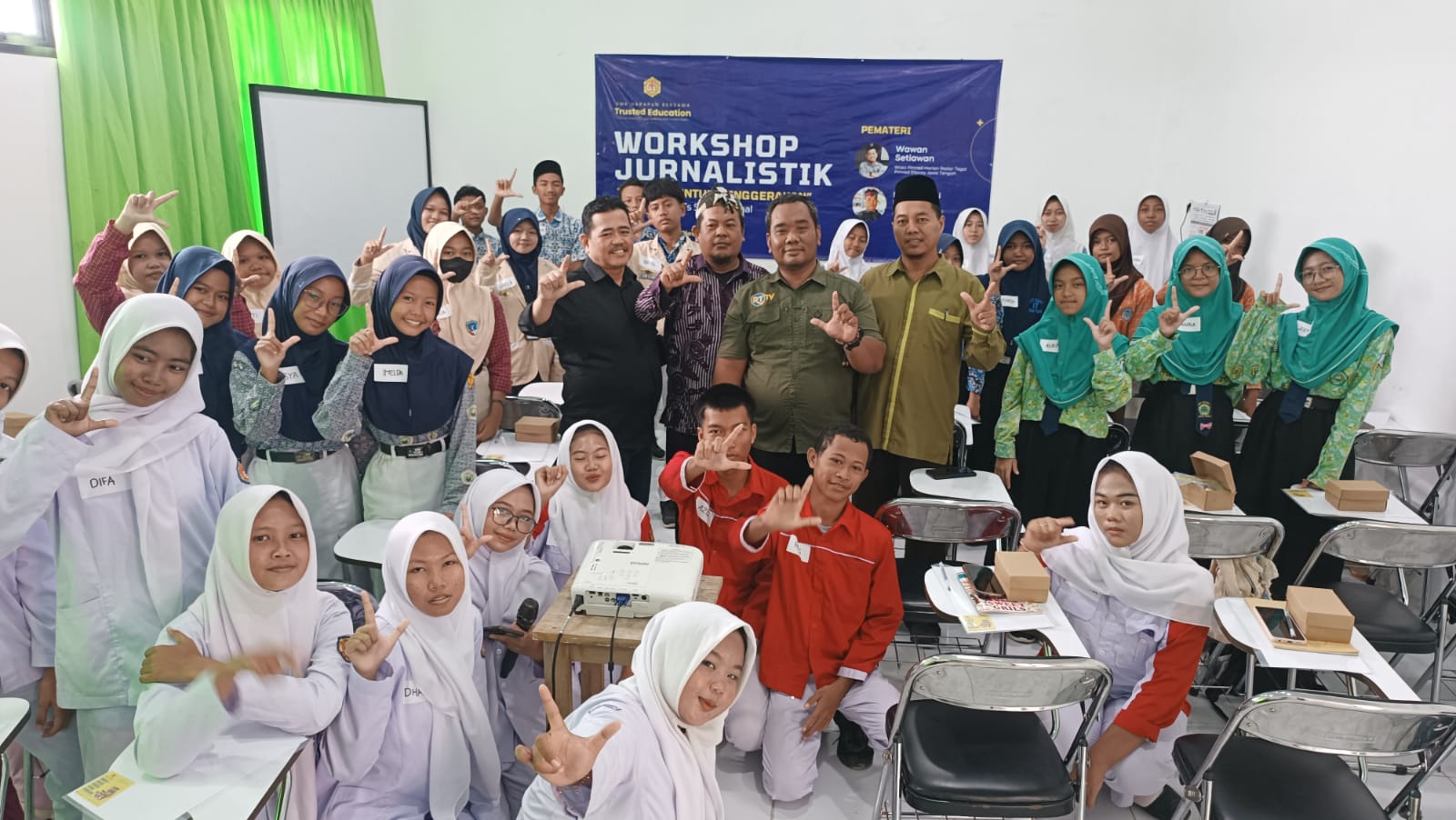 SMK Harber Tegal Gelar Workshop Jurnalistik  ‎