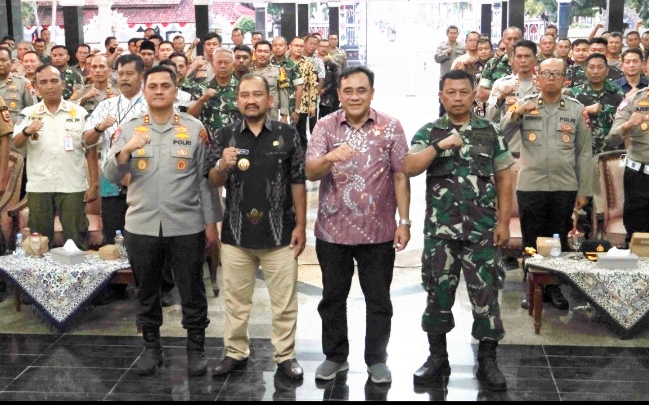 Pembekalan Tiga Pilar untuk Menjaga Keamanan dan Kondusivitas Daerah