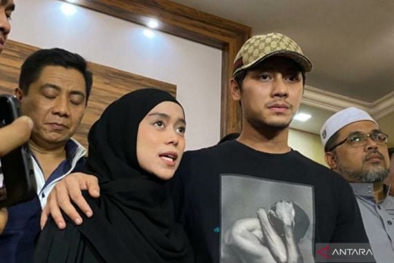 Bubarkan Leslar Entertainment, Lesti Kejora dan Rizky Billar Digosipkan Bangkrut