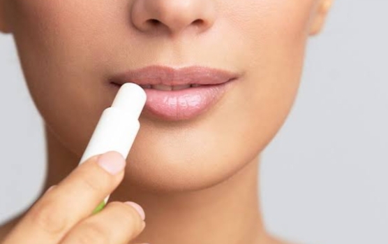 Ini Dia 5 Rekomendasi Lip Care yang Bisa Menghilangkan Bibir Hitam 