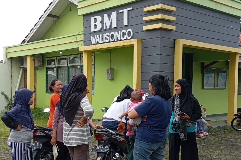 Nasabah BMT Walisongo Geruduk Kantor Pusat di Semarang, Tuntut Kejelasan Pencairan Dana