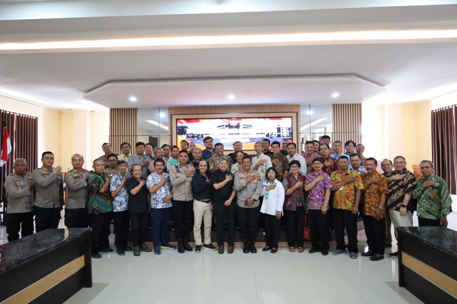 Polresta Solo Matangkan Pengamanan Natal 2025, Gandeng Pemimpin Gereja Kota Solo