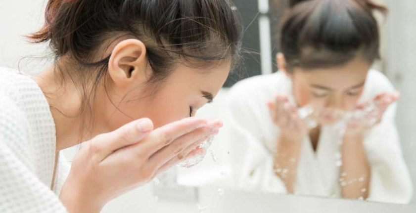 Tak Hanya untuk Membersihkan Muka, Ternyata Sabun Pepaya Memiliki Manfaat yang Menakjubkan untuk Kulit Wajah