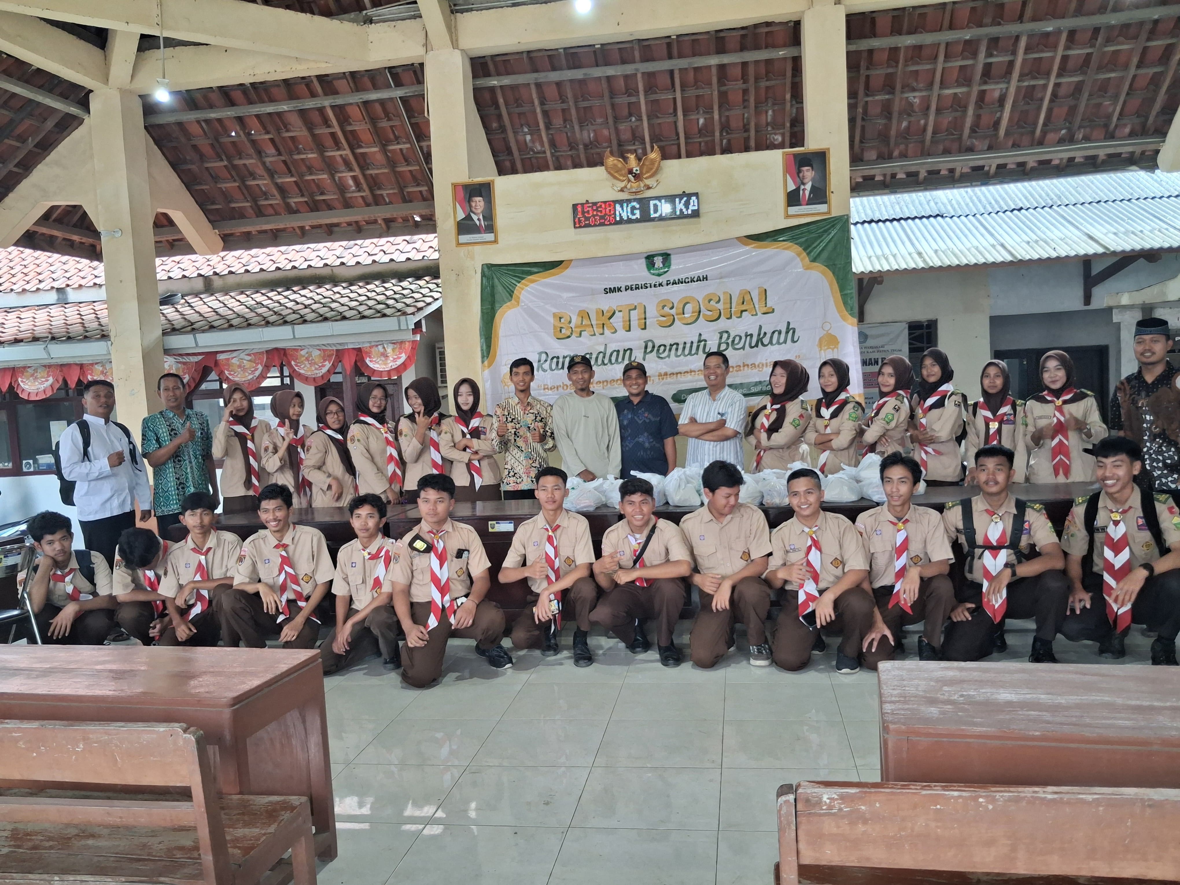 SMK Peristek Pangkah Tegal Gelar Bakti Sosial di Desa Harjasari