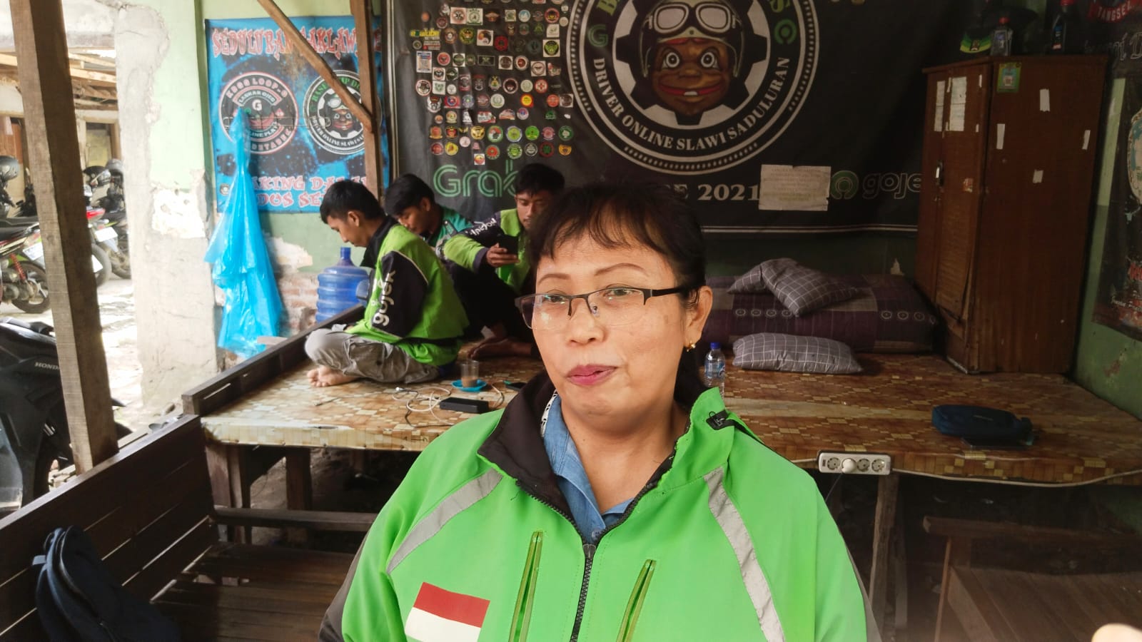 Kartini Jalanan, Ojol Single Mom yang Berhasil Mengantar Anaknya Jadi TNI