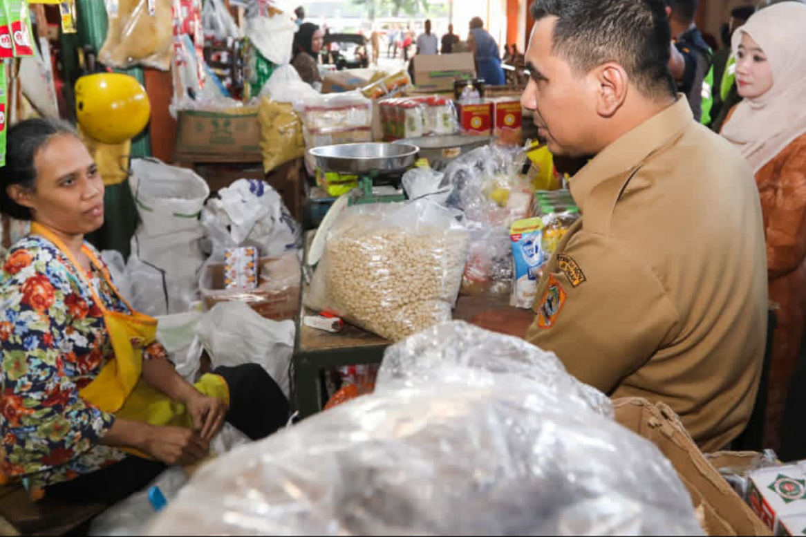 Minyakita Langka di Pasar Bintoro, Gus Yasin Gerak Cepat Minta OPD Cek Distributor dan Sesuaikan HET