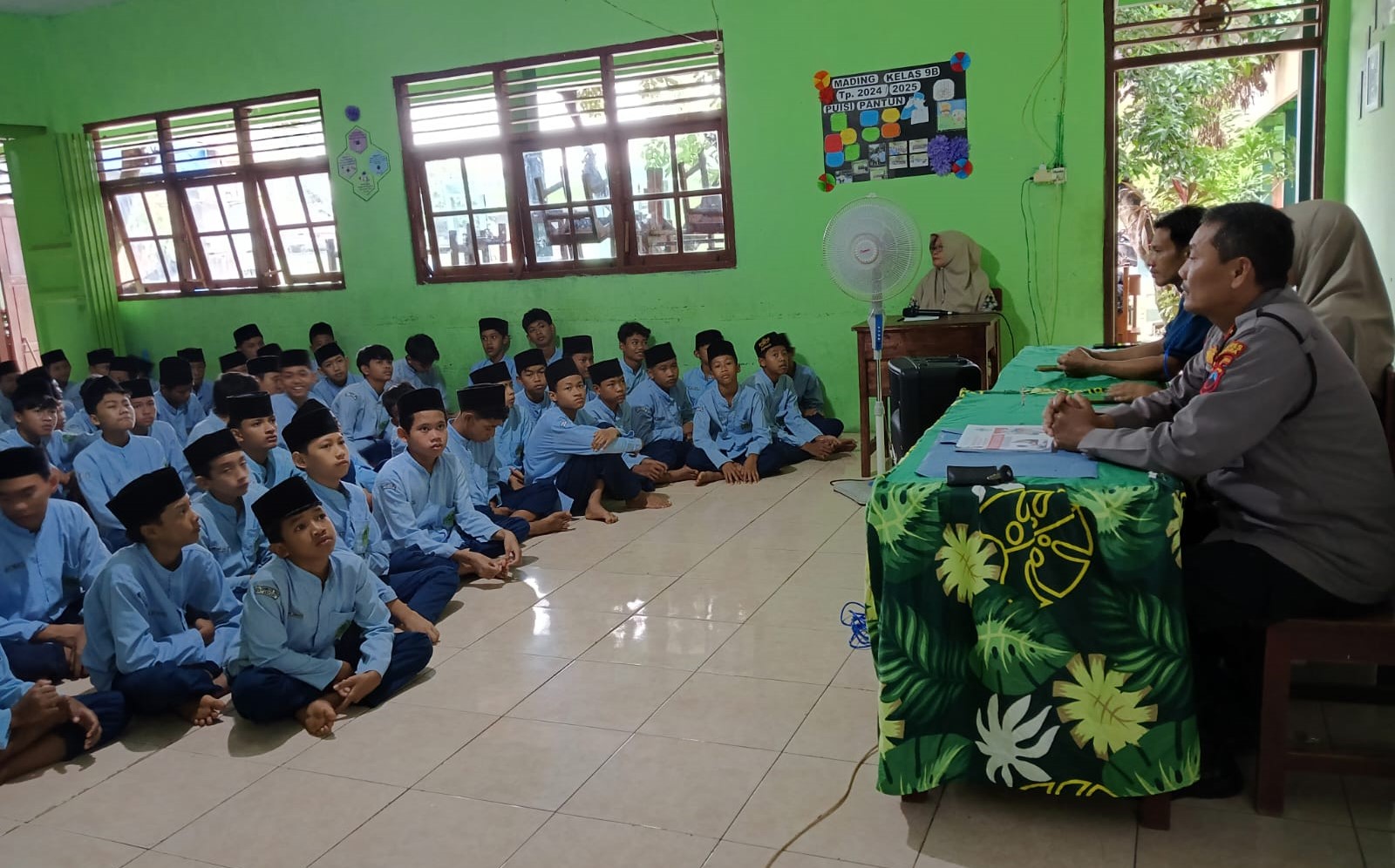 Darurat Miras di Jepara, Polisi Goes to School Edukasi Cegah Kenakalan Remaja  