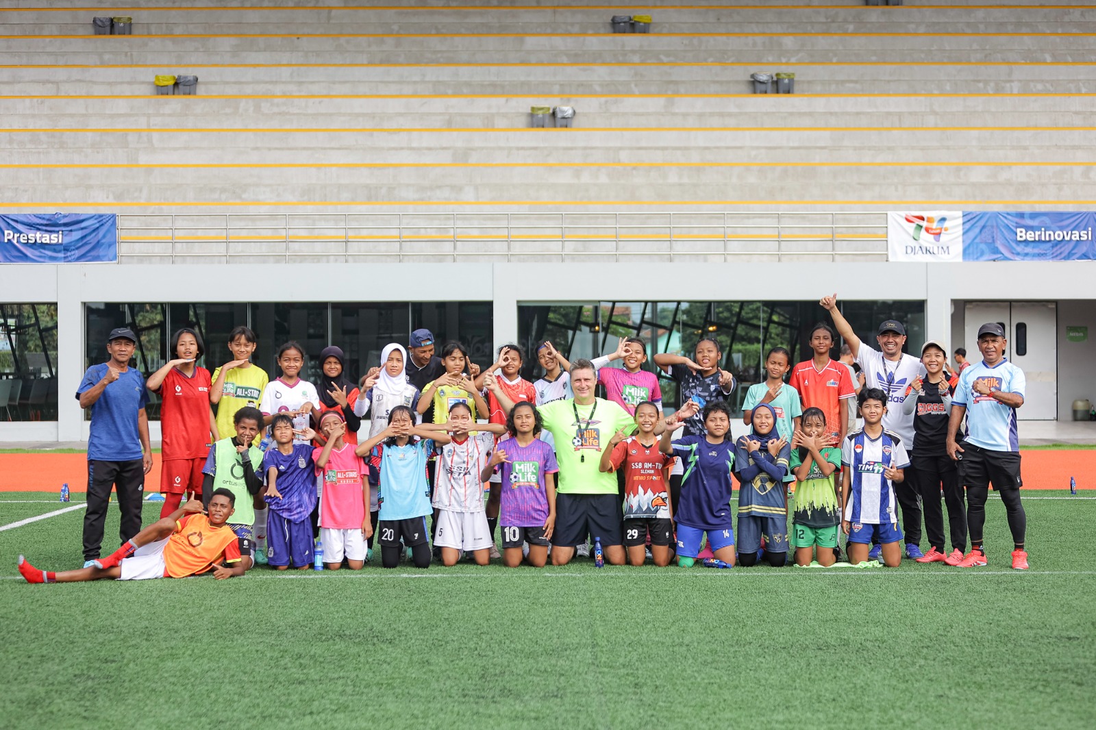  Incar Tahta Juara JSSL Singapore 7’s, Tim Pesepakbola Putri Usia Dini Indonesia Digembleng di Kudus