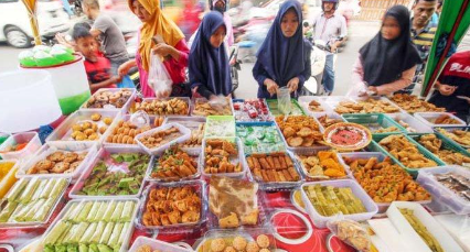 10 Ide Jualan Takjil di Bulan Ramadan, Bisa untung 200 Ribu Setiap Sore