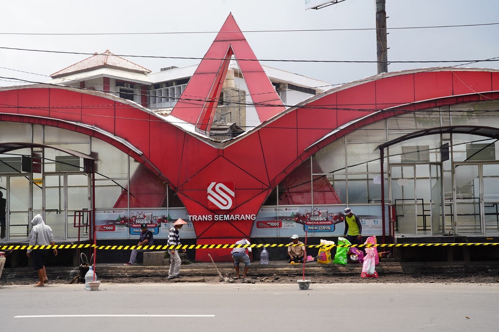 Tanggapi Aduan Jalan Rusak, Agustina Gercep Lakukan Perbaikan Infrastruktur di Semarang