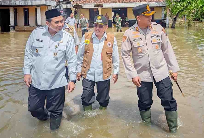 Setahun Tiga Kali Banjir di Grobogan, Gus Yasin Minta Pihak Terkait Lakukan Normalisasi dan Reboisasi DAS
