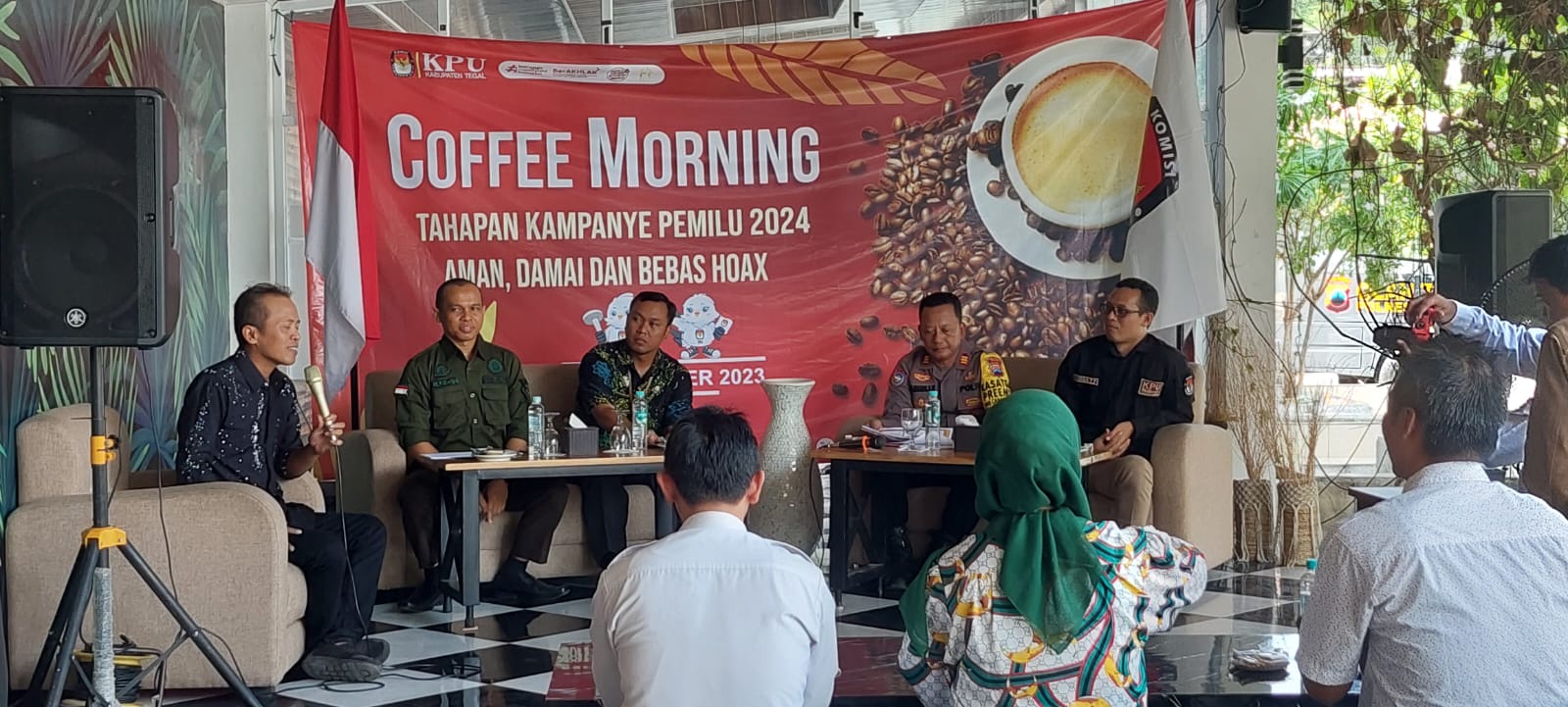 Serukan Pemilu Aman dan Bebas Hoak, KPU Gelar Coffee Morning Bersama Wartawan 