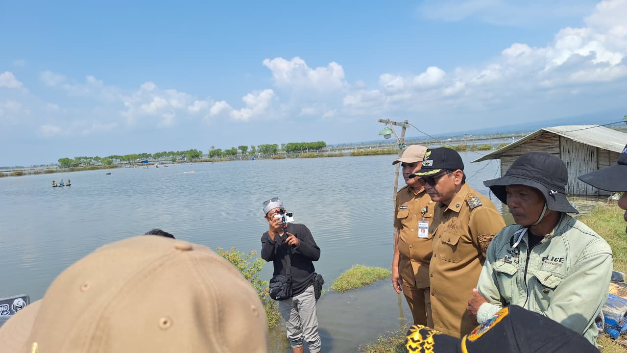 Pemprov Jateng Gerak Cepat Tangani Banjir Rob di Desa Tunggulsari Pati