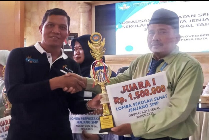 SMP Al Irsyad Tegal Juara I Lomba Sekolah Sehat 2025