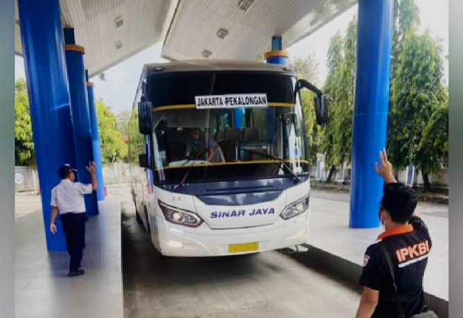 Jelang Arus Mudik Dinas Perhubungan Kota Pekalongan Periksa Kelayakan Bus Angkutan Umum