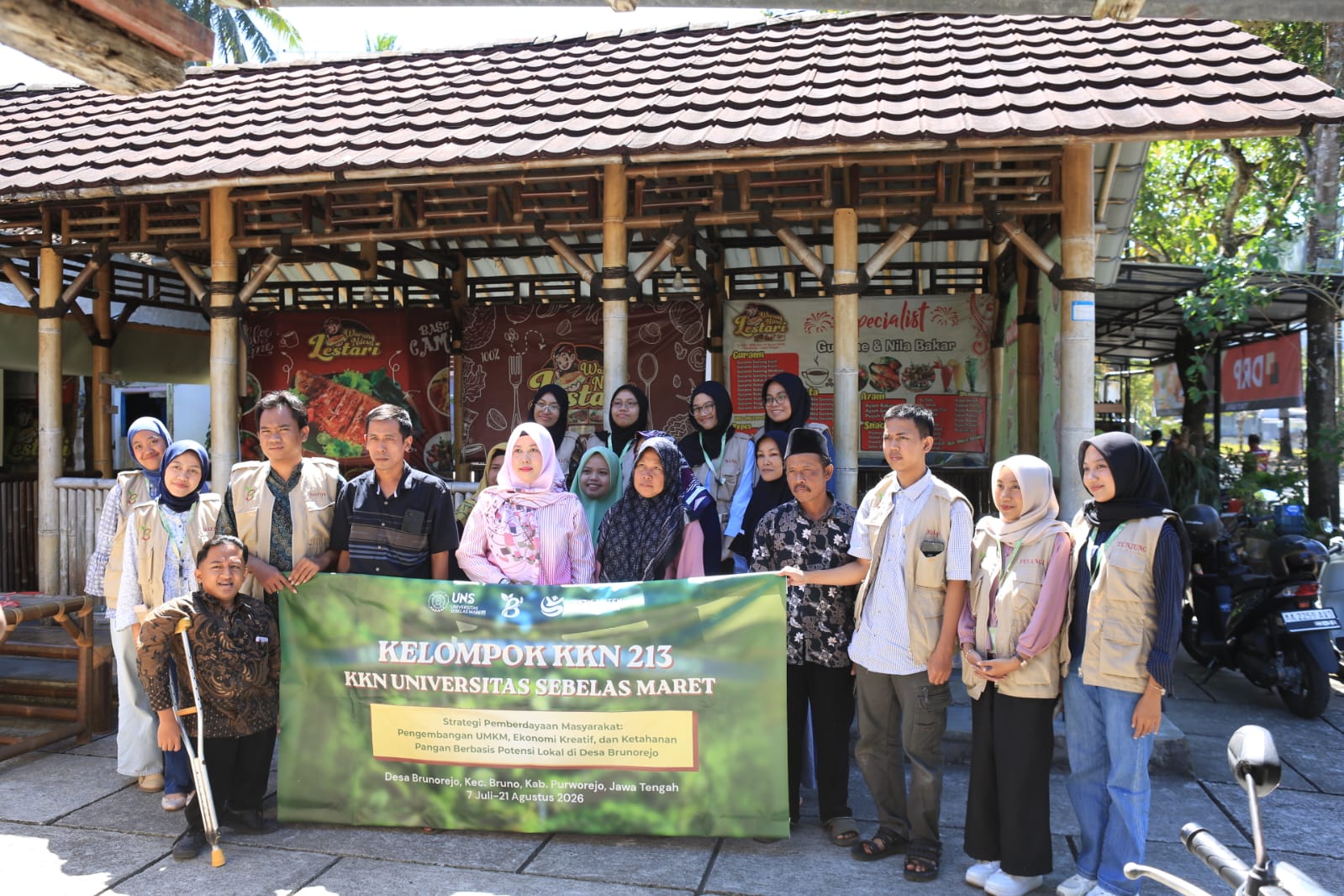 UMKM Brunorejo Didorong Go Digital, KKN UNS Hadirkan Pelatihan Pemasaran Online