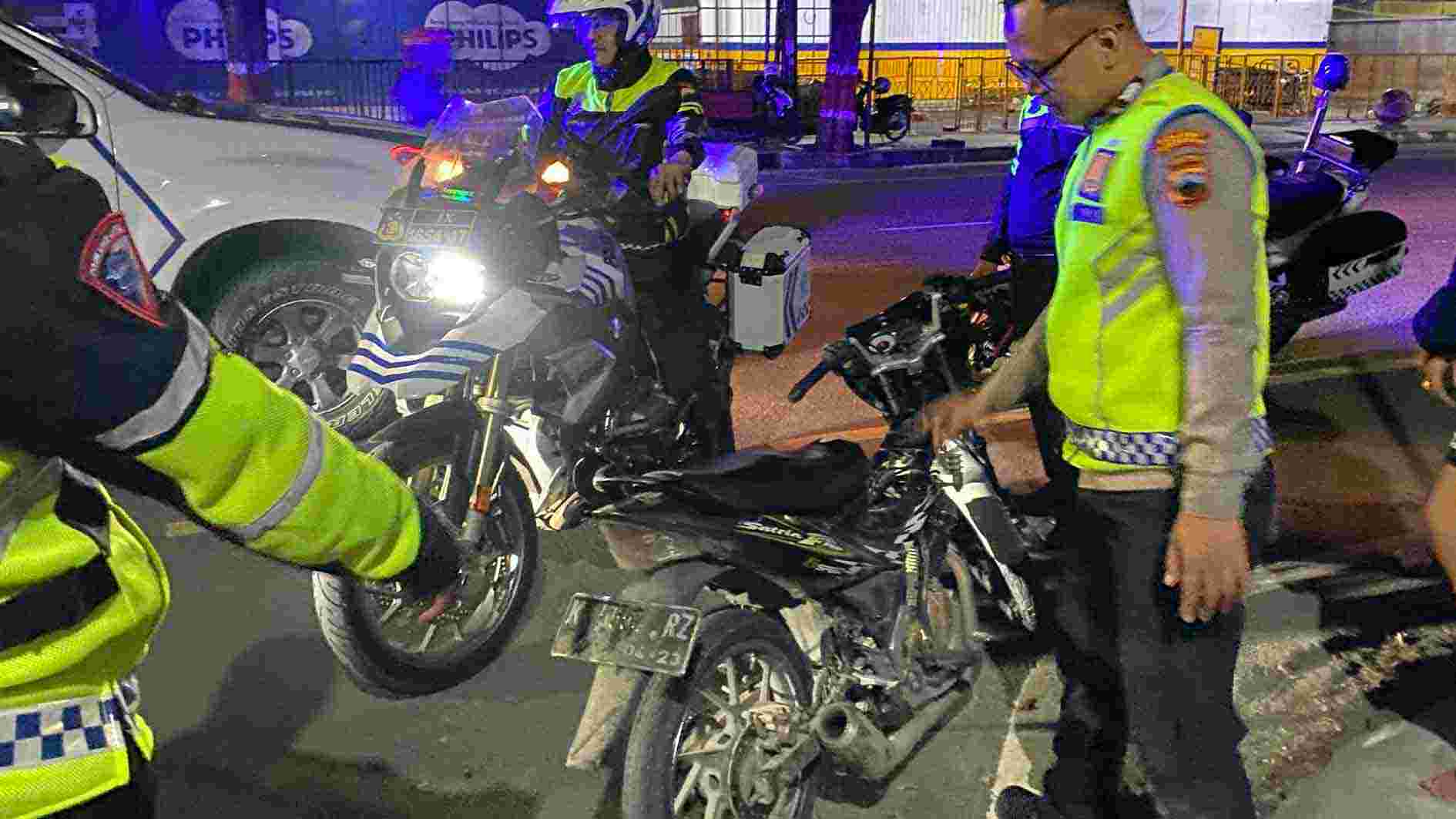 Patroli Balap Liar Jelang Sahur, Polres Grobogan Amankan Sembilan Sepeda Motor