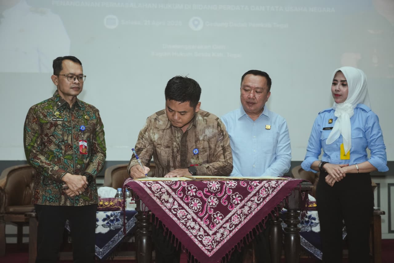 Teken MoU dengan Kejari, Bupati Tegal Kunci Kebijakan dari Jerat Hukum