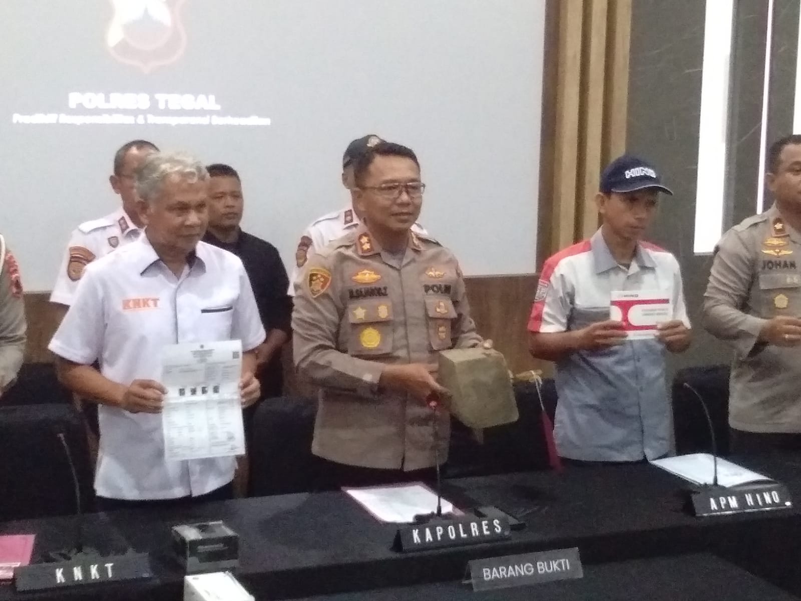 Sopir Berikut Kenek Ditetapkan Tersangka, Insiden Maut Bus  Wisata Terperosok Sungai  OW Guci 