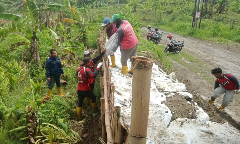 Banjir Tembalang Semarang Meluas Usai Hujan Ekstrem, Tanggul Kali Babon Diperkuat