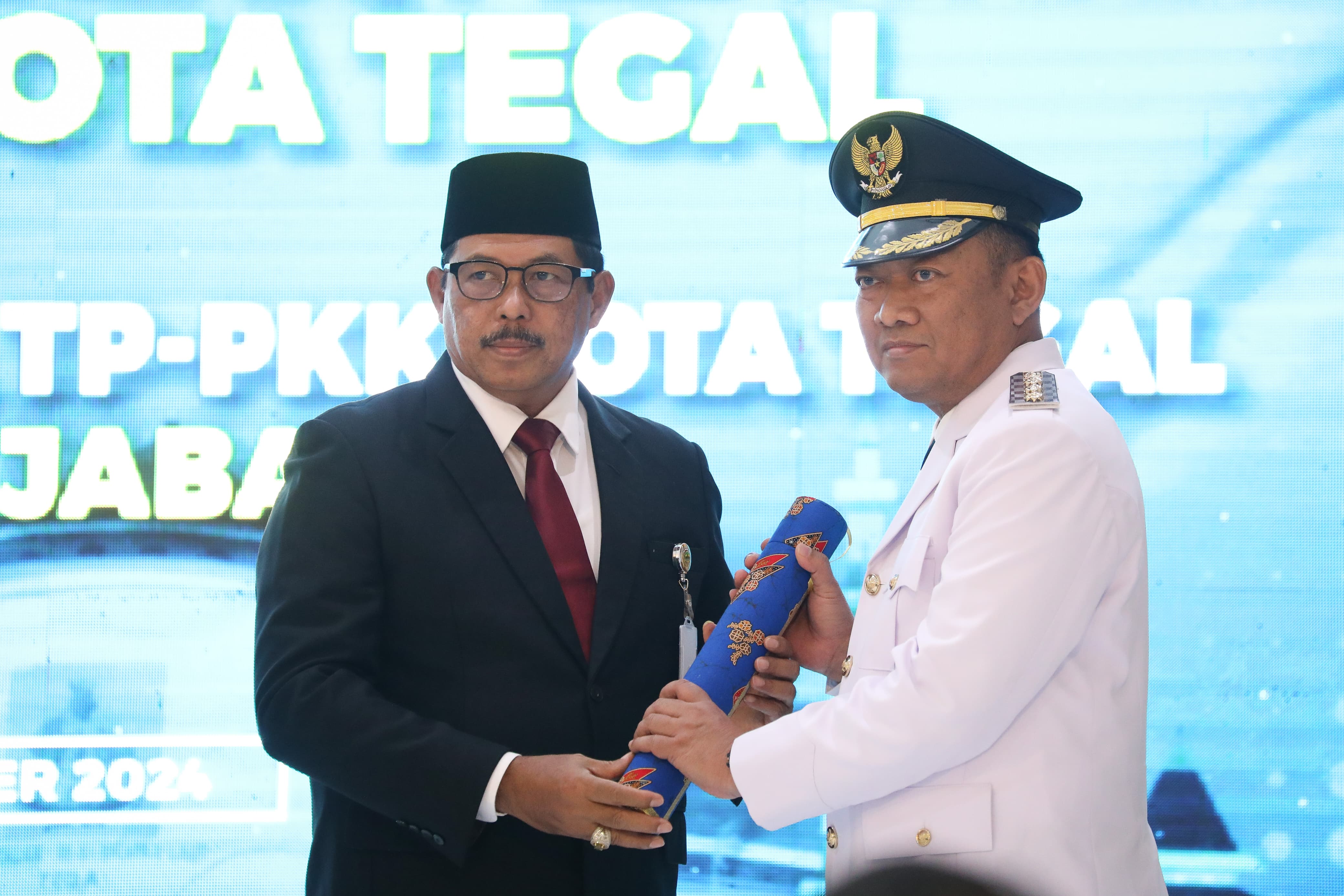 Pj Gubernur Jateng Lantik Sekda Kota Tegal Jadi Pj Wali Kota