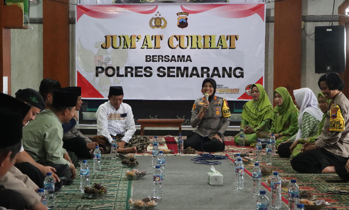 Kapolres Semarang Jadikan Jumat Curhat untuk Belanja Masalah