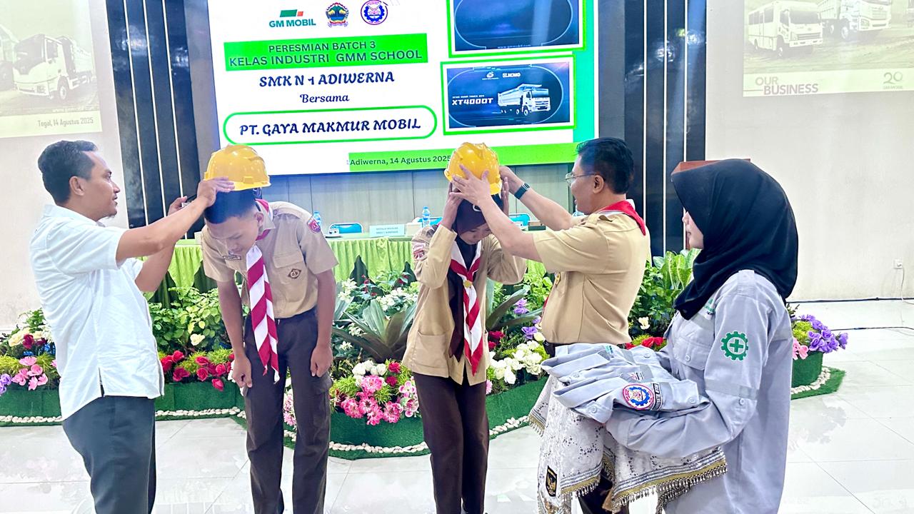 Resmikan  Batch 3  Kelas Industri GMM School SMKN 1 Adiwerna Kabupaten Tegal 