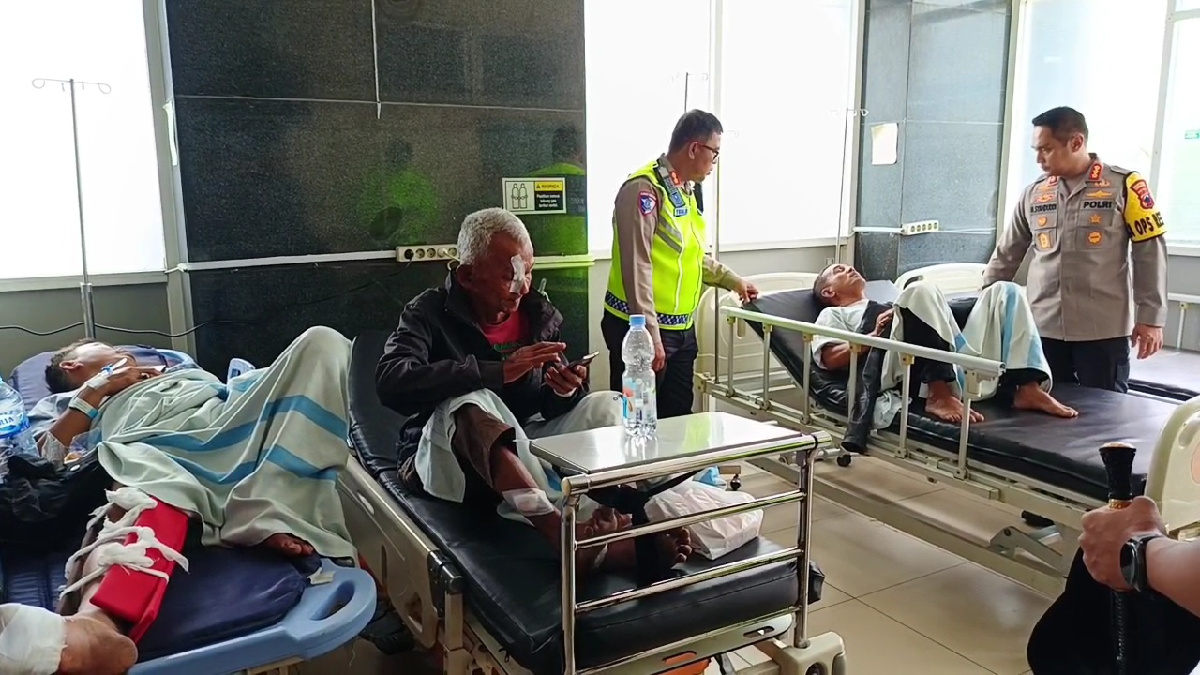 Bus Cahaya Trans Terguling di Exit Tol Krapyak Semarang, Korban Tewas Bertambah Jadi 16 Orang