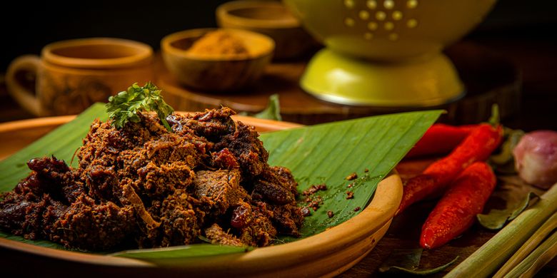 Suka Wisata Kuliner? 10 Makanan Khas Indonesia ini Wajib Kamu Coba!