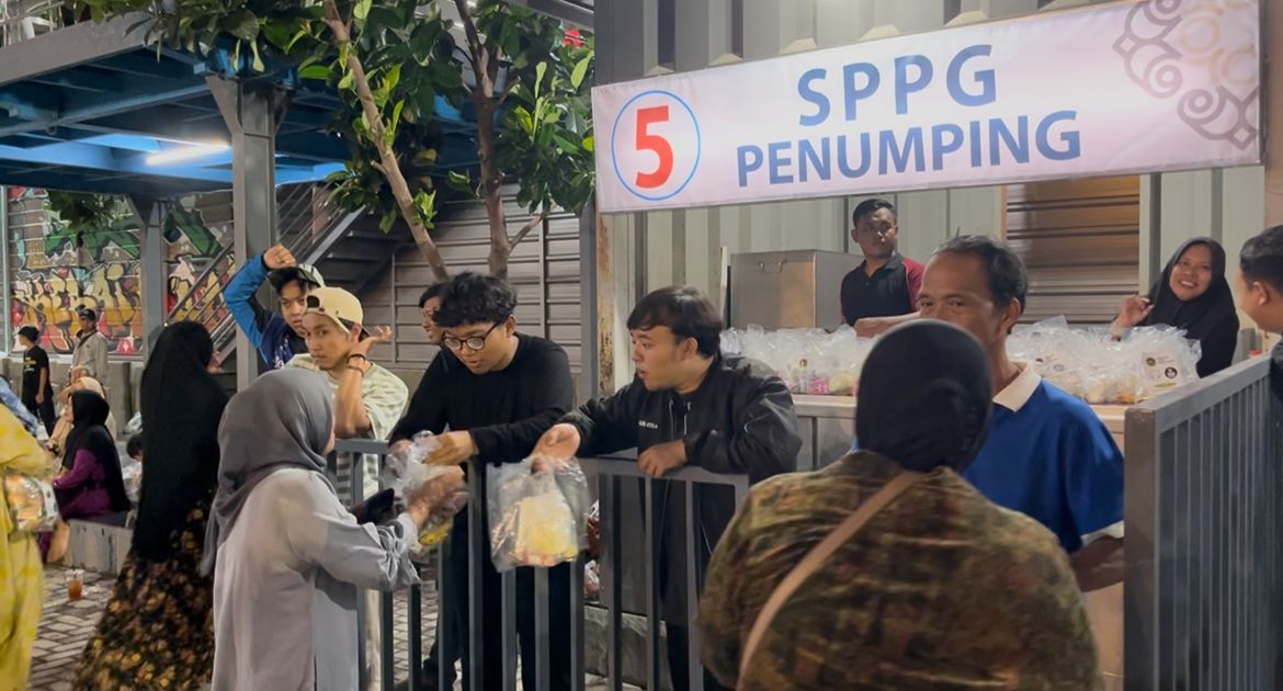 Malam Tahun Baru Tanpa Kembang Api, Wisata Kalipepe Land Berbagi 20 Ribu Paket MBG